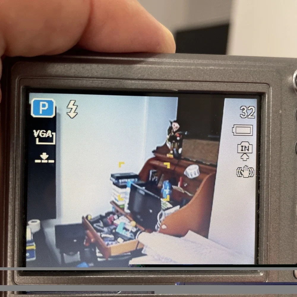 Jenoptik Jendigital JD 7.0z3C Digital Camera 7.0MP 3x Optical Zoom Grey -Tested